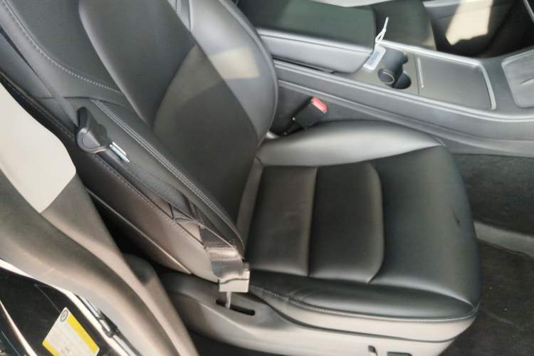 Used Tesla Model Y 2021 Revised Version 2 Long-Range All-Wheel-Drive Edition
