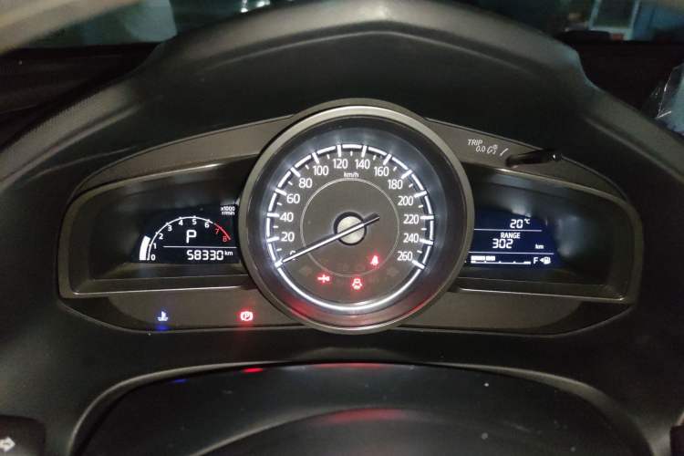 Used Mazda CX-4 2016 2.0L Automatic 2WD Blue Sky Dynamic Edition