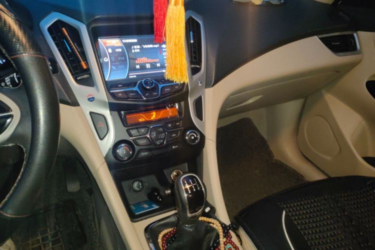 Used Chery Arrizo 7 2015 1.6L Manual ZhiXiang Edition Audio And AC Panel