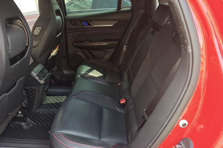 Used Lynk & Co 05 2020 2.0TD Four-Wheel Drive HypeHalo
