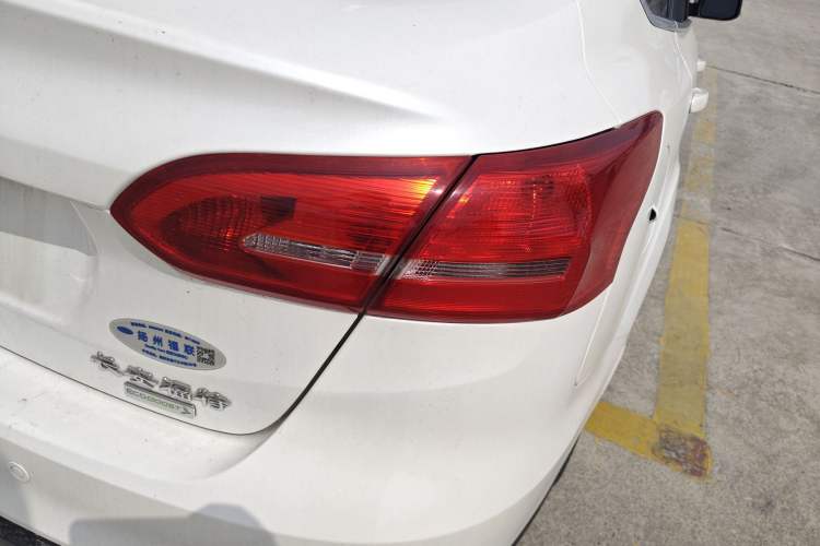 Used Ford Focus 2017 Sedan EcoBoost 180 Automatic Elite Model
