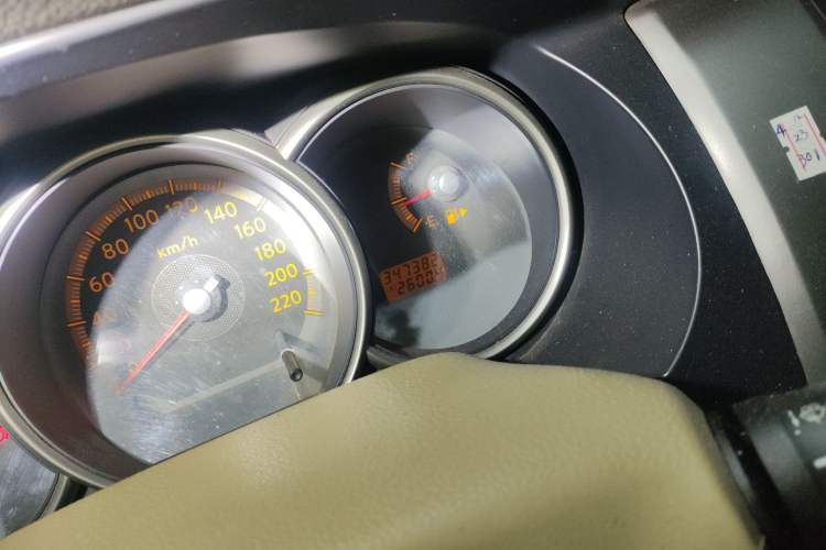 Used Nissan Geniss 2006 1.8L Manual Standard Edition