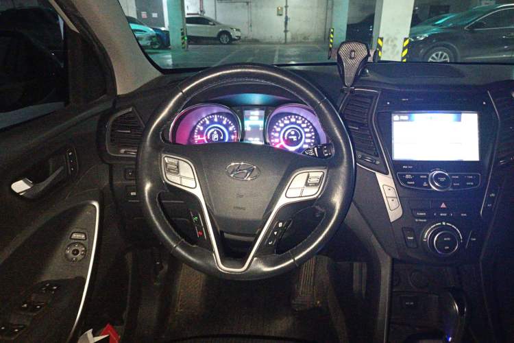 Used Hyundai Santa Fe 2013 2.0T Automatic Two-Wheel Drive Prestige Version