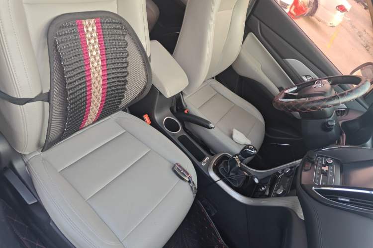 Used HYOSOW S5 2017 1.3T Manual Prestige Edition
