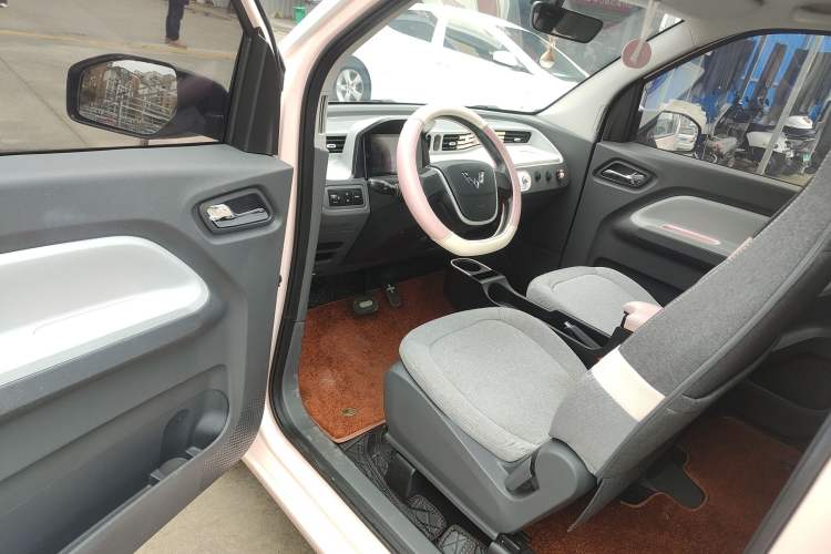 Used Wuling Hongguang MINIEV 2021 Macaron Fashion Edition Lithium-Ion Battery