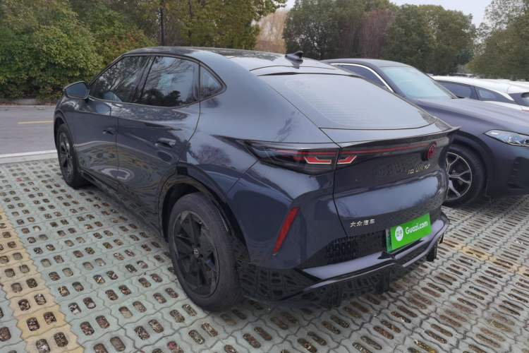 Used Volkswagen ID.UNYX 2024 Pro Long-Range Version