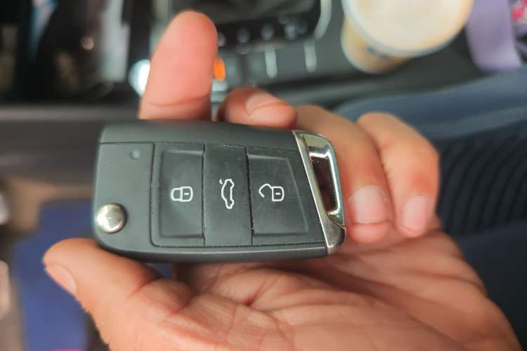 Used Volkswagen Tiguan L 2021 330TSI Automatic Two-Wheel Drive R-Line Enhanced Edition