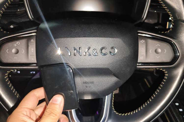 Used Lynk & Co 05 2020 2.0TD Two-Wheel Drive Shine Halo Vehicle Key