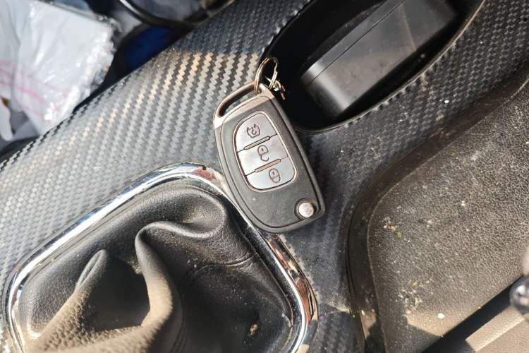 Used HYOSOW H3 2015 1.5L manual luxury version Vehicle Key