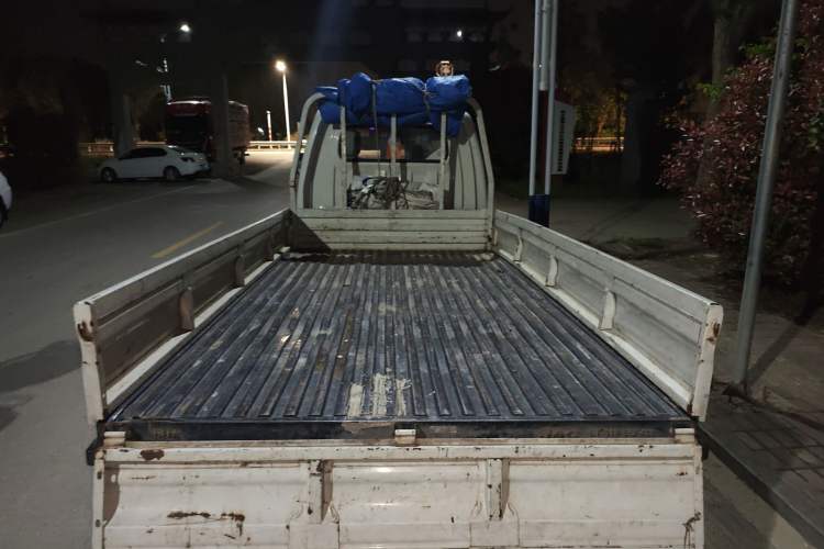 Used JAC Group EX6 2023 i3 New Energy No.1 Cargo Vehicle Trunk