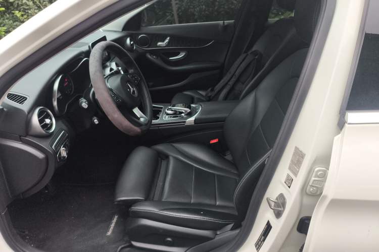 Used Mercedes-Benz C-Class 2017 Facelift C 200 Station Wagon
