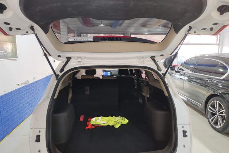 Used Baojun 310W 2017 1.5L Manual Fashion Edition China VI
