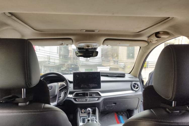 Used BYD Song New Energy 2019 Song DM 1.5TID Smart Connect Premium Model Headliner