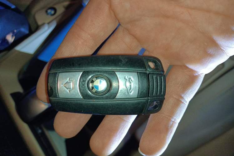 Used BMW X1 2012 sDrive18i Luxury Model