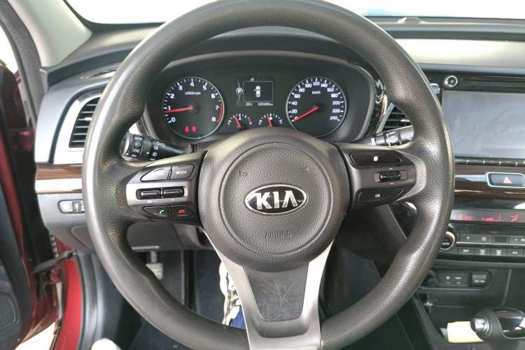 Used Kia K4 2014 1.8L Automatic GLS
