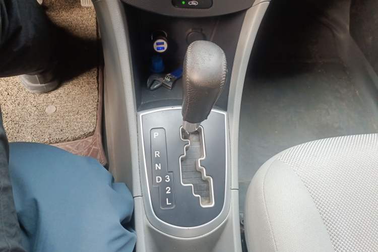 Used Hyundai Verna (older generation) 2010 Sedan 1.4L Automatic Fashionable GT Model