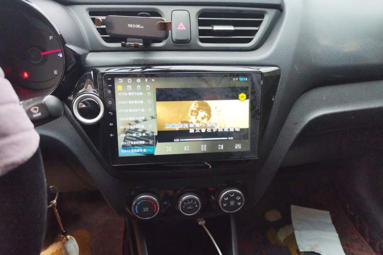 Used Kia K2 2015 Sedan 1.4L MT GLS Audio And AC Panel