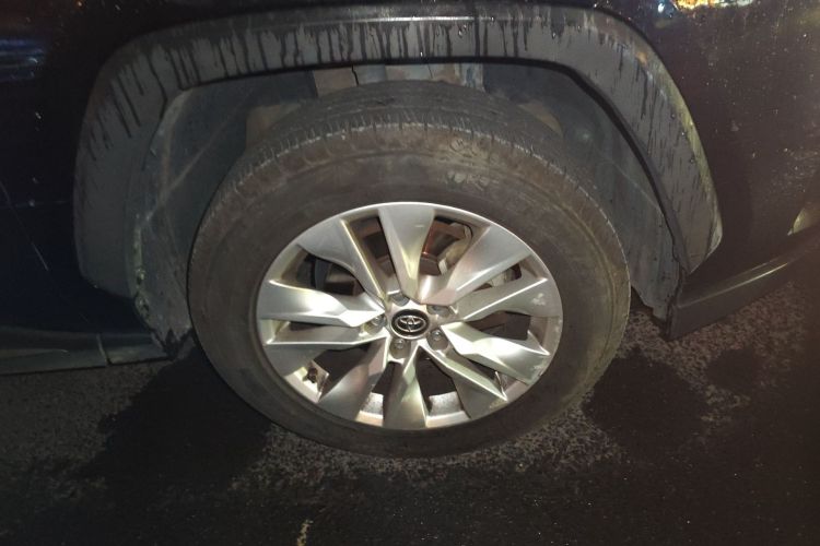 Used Toyota Wildlander 2020 2.0L CVT Two-Wheel Drive Leading Edition Right Front Wheel Hub