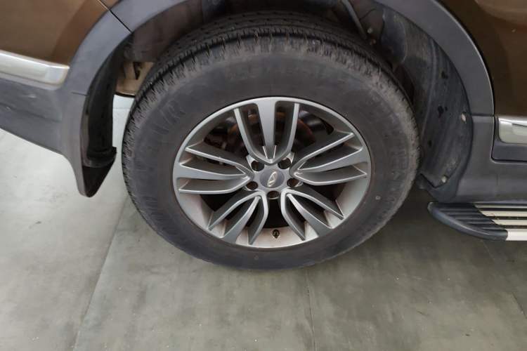 Used Chery Tiggo 5 2016 2.0L CVT Family Deluxe Edition