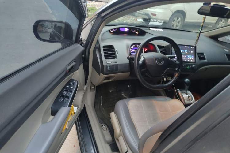 Used CIIMO 2012 1.8L Automatic
