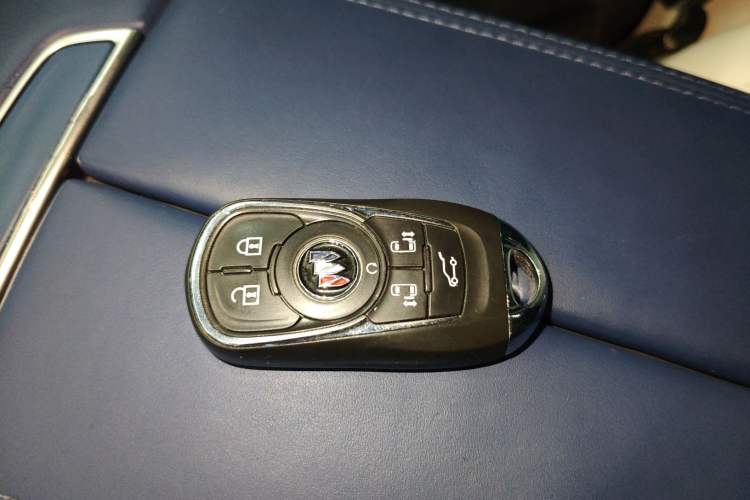 Used Buick GL8 2023 Avenir Avia Four-Seat Prestige Edition
