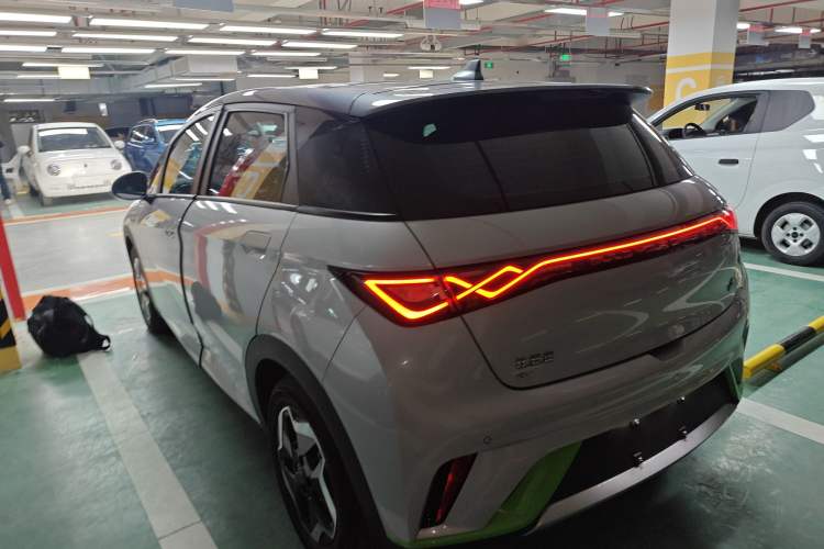 Used BYD Dolphin 2021 405 km Fashion Edition