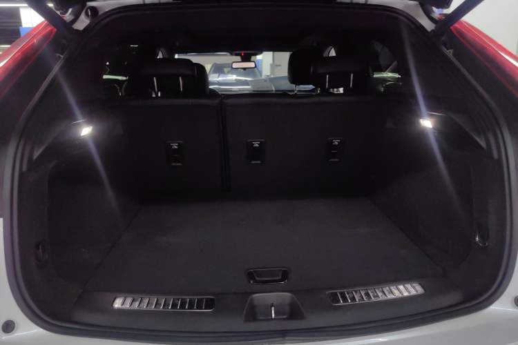 Used Cadillac XT4 2018 28T Two-Wheel Drive Leading Version