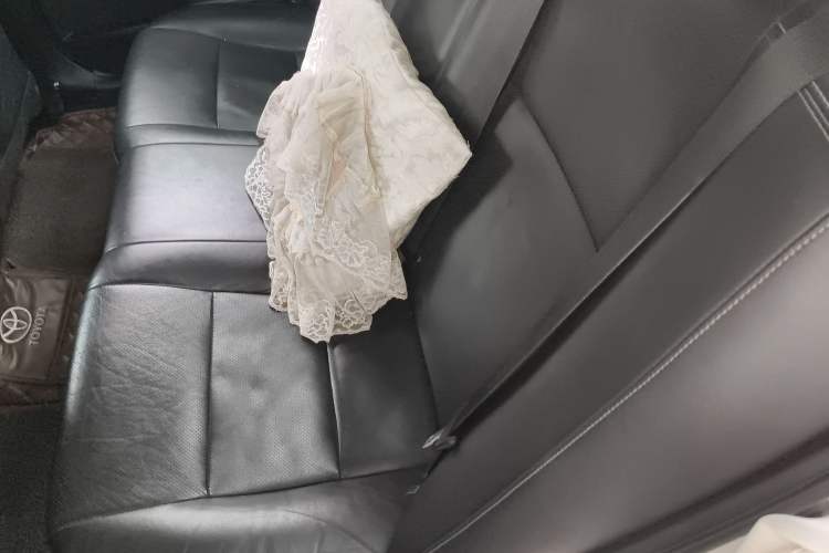 Used Toyota Camry 2016 2.0G 10th Anniversary Leading Edition