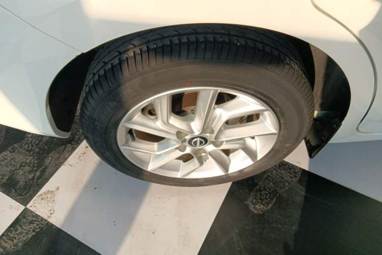 Used Nissan Tiida 2021 1.6L CVT Cool Edition
