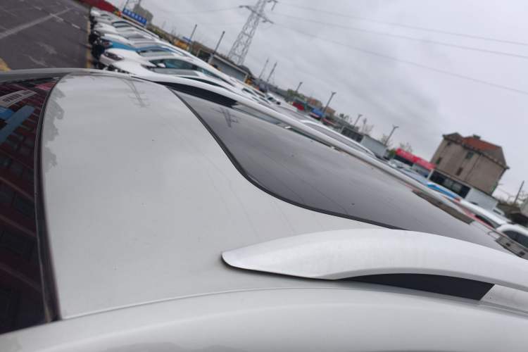 Used Roewe RX5 MAX 2019 300TGI Automatic Smart Cabin Luxury Edition Roof