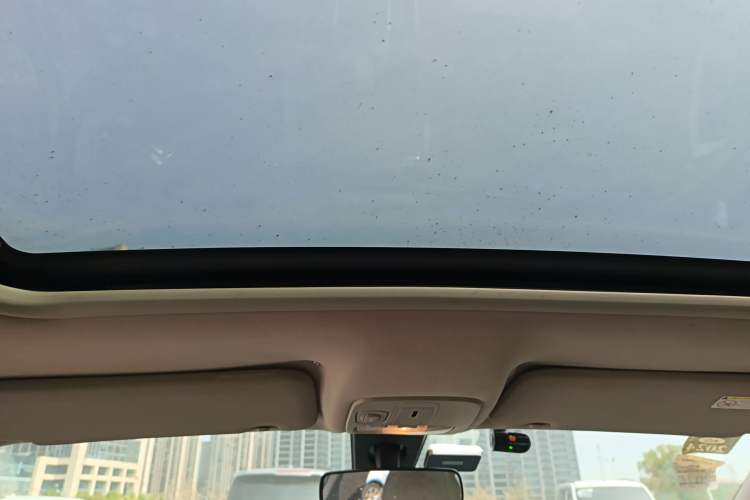 Used Citroen C5 2013 2.0L Automatic Luxury Model Headliner