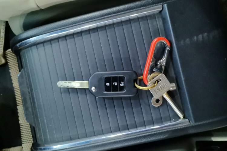 Used Honda Odyssey 2017 2.4L Comfort Edition Vehicle Key