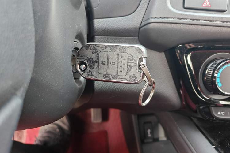 Used Honda Vezel 2022 1.5L CVT Phantom Night Pioneer Edition
