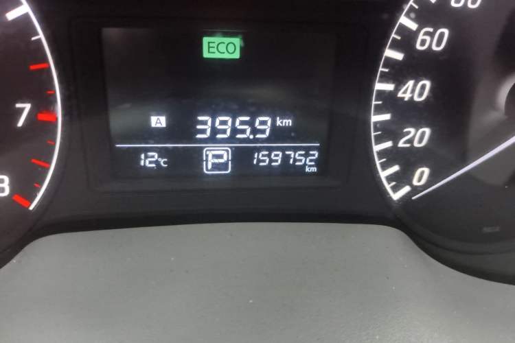 Used Nissan Sylphy 2014 1.6XV CVT Deluxe Edition Odometer Close Up