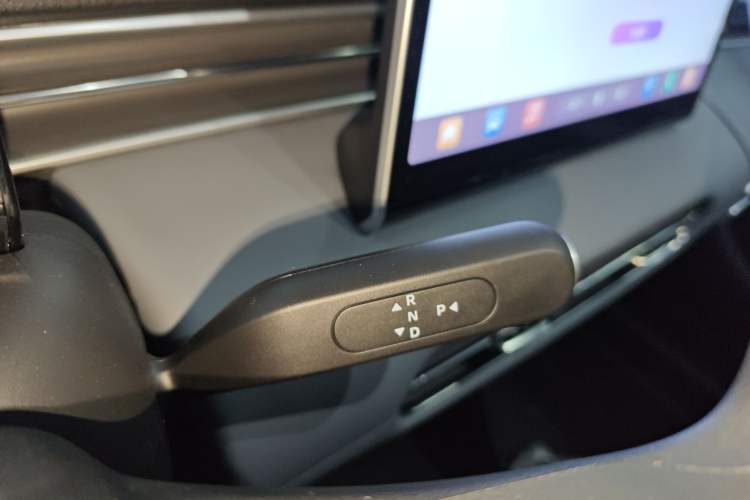 Used Dongfeng NAMMI 01 2024 New Edition 330 Air
