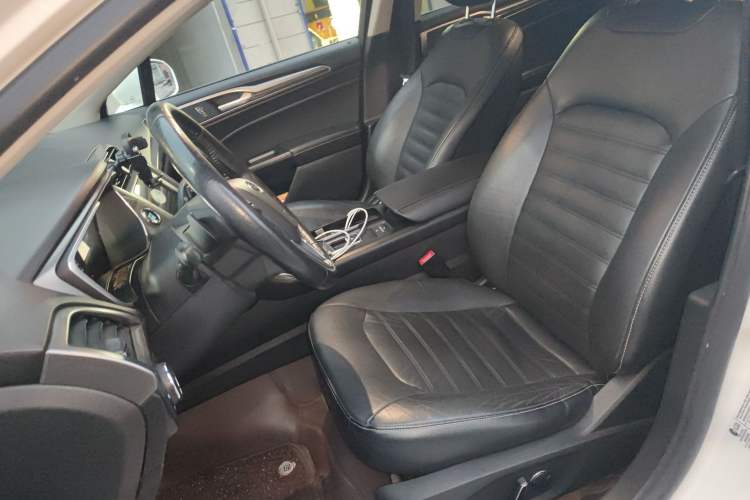 Used Ford Mondeo 2017 EcoBoost 200 Luxury Model