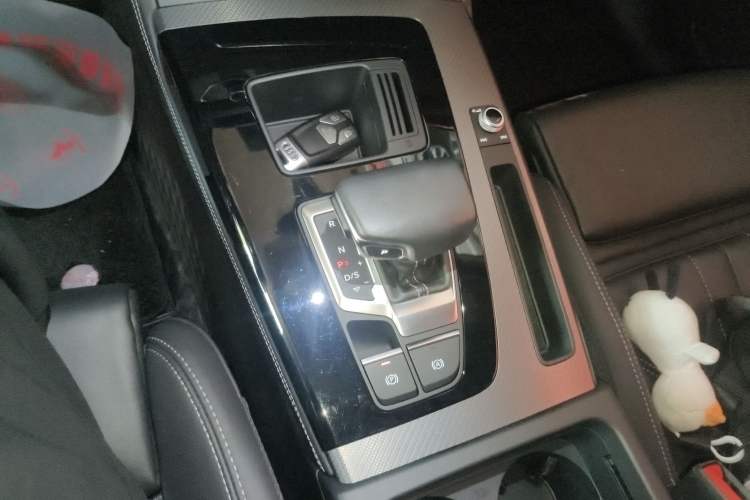 Used Audi Q5L 2022 40T Luxury Dynamic Model
