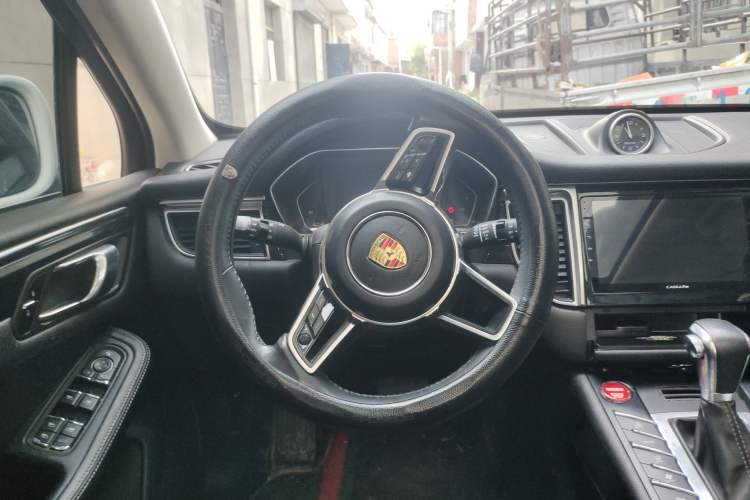 Used Zotye SR9 2017 2.0T Automatic Ultimate Dream Edition
