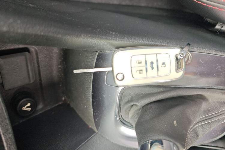 Used Buick Encore 2014 1.4T Automatic Two-Wheel Drive Urban Elite Model Vehicle Key