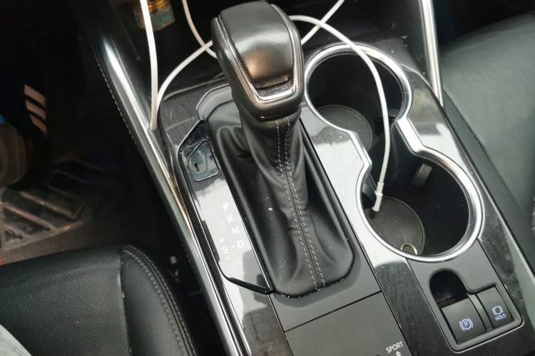 Used Toyota Crown Kluger 2021 2.5L HEV Four-Wheel Drive Premium Edition
