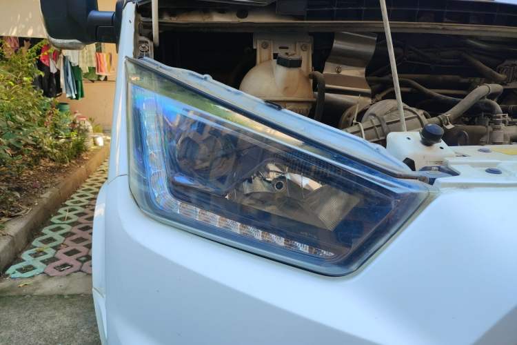 Used JMC Transit 2017 2.8T Commercial Version Short Wheelbase Mid-Roof 6/7/8-Seater JX493