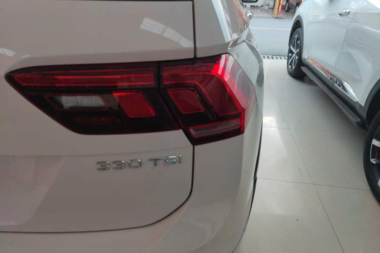 Used Volkswagen Tiguan L 2021 330TSI Automatic Two-Wheel Drive R-Line Enhanced Edition