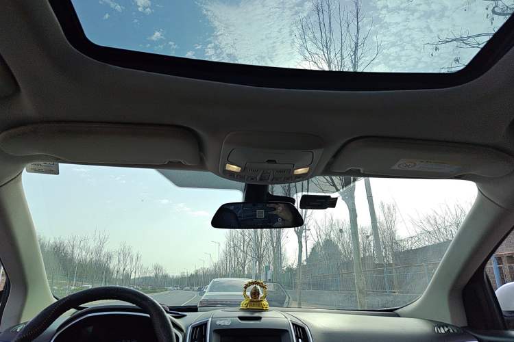 Used Ford Edge 2016 EcoBoost 245 Two-Wheel-Drive Titanium 7-Seater