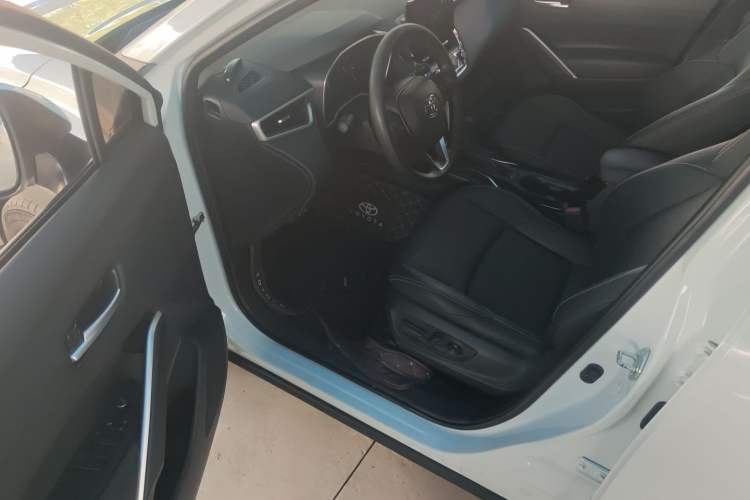 Used Toyota FRONTLANDER 2024 2.0L CVT Luxury Edition
