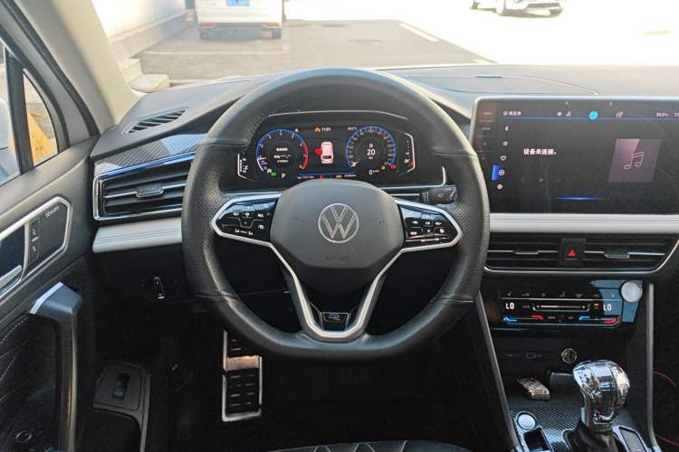 Used Volkswagen Tiguan L 2023 330TSI Automatic Two-Wheel Drive R-Line Enjoyment Edition