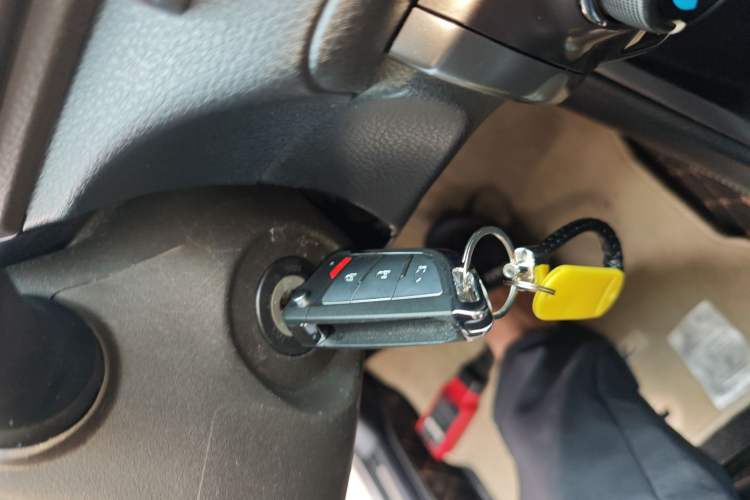 Used Toyota YARiS L Zhi Xuan 2015 1.5E Automatic Charm Edition Interior 1