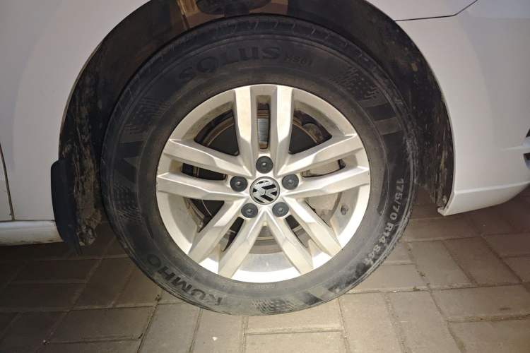 Used Volkswagen Jetta 2017 1.4L Manual Fashion Edition