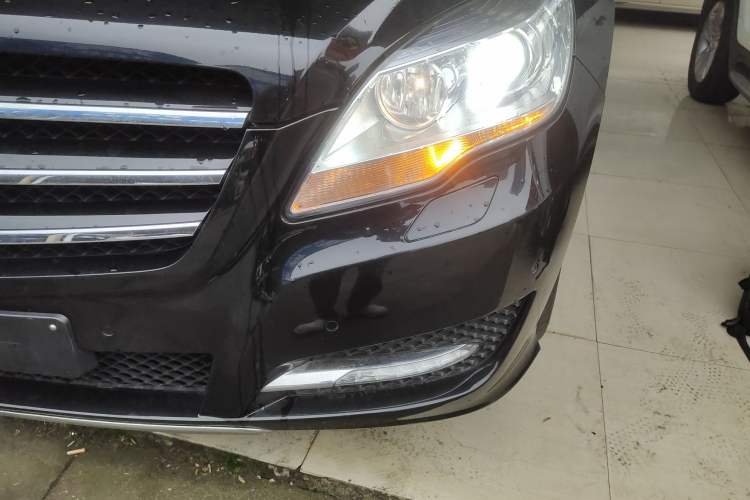 Used Mercedes-Benz R-Class 2014 R 320 4MATIC Business Model Left Front Headlight