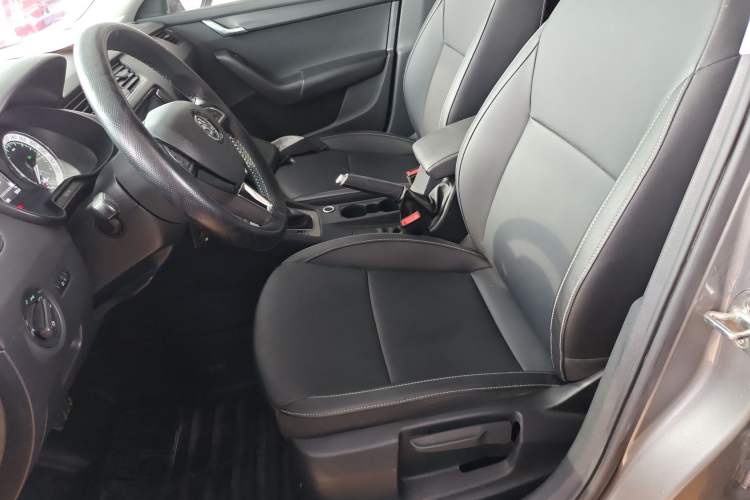 Used Skoda Octavia 2022 1.5L Automatic Comfort Edition Left Front Seat