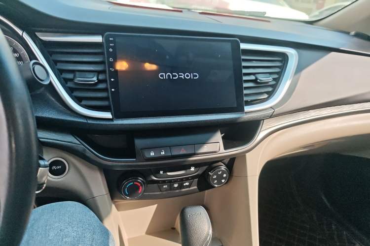 Used Buick GT 2018 15T Dual-Clutch Advanced Model China V Standard Audio And AC Panel